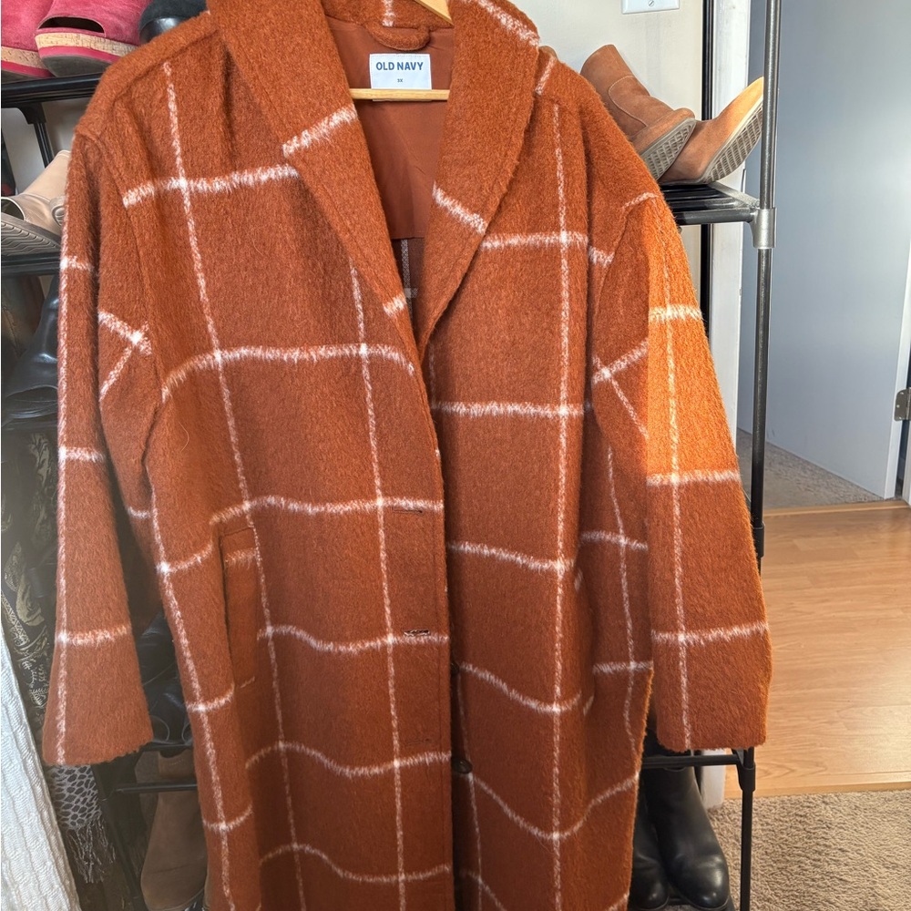 Old Navy Women's Rust Plaid Coat